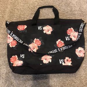 VS tote